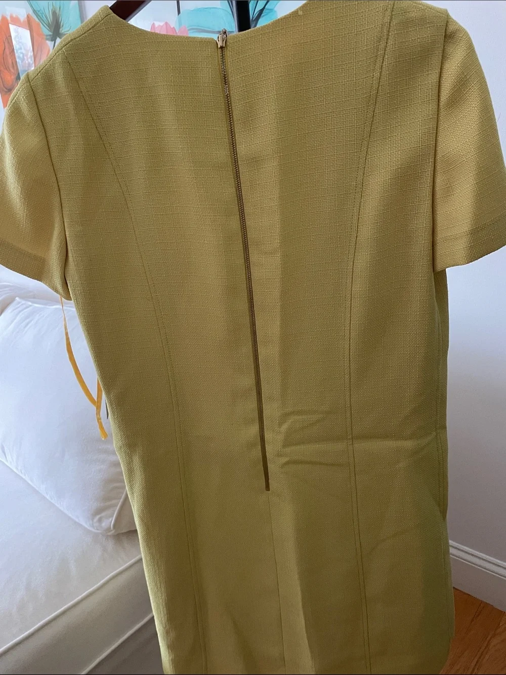 Tahari ASL Short Sleeve Shift Dress in Chartreuse Yellow - Picture 4 of 7
